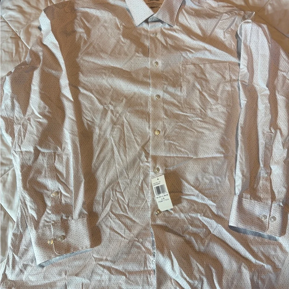 Calvin Klein White Dress Shirt for Elegant Occasions - Picture 1 of 4